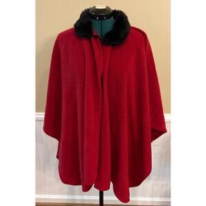 Women’s OneSize Red and Black Fleece Faux Fur Cape Good Used Condition